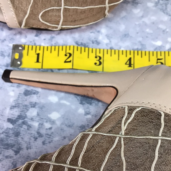 🌟BCBG Max Azria Gamma Dress 7.5M (EUR37.5) Soy Chai 4.5” Heels, 100% Leather🌟 - Picture 14 of 15